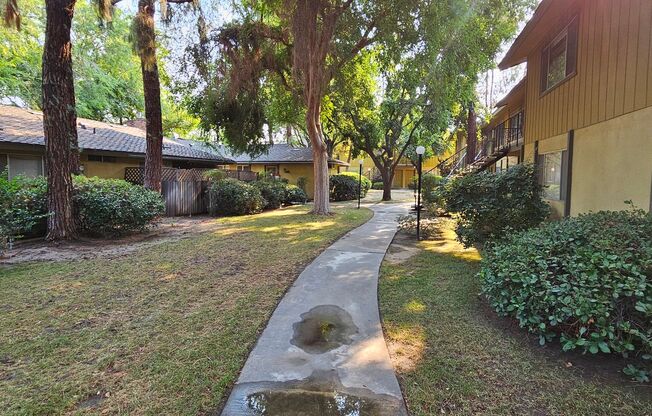 Charming Apartment for rent in Visalia