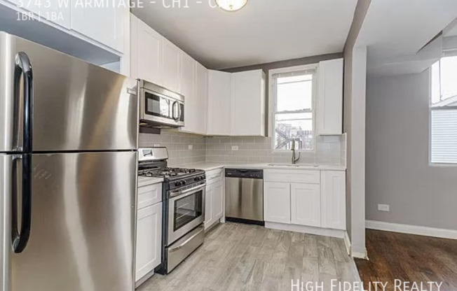 3743 W ARMITAGE CHEMIN