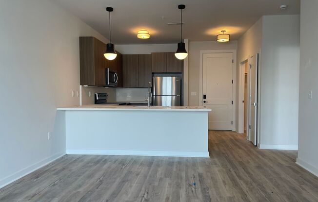 1 bed, 1 bath, 797 sqft, $1,655, Unit 312