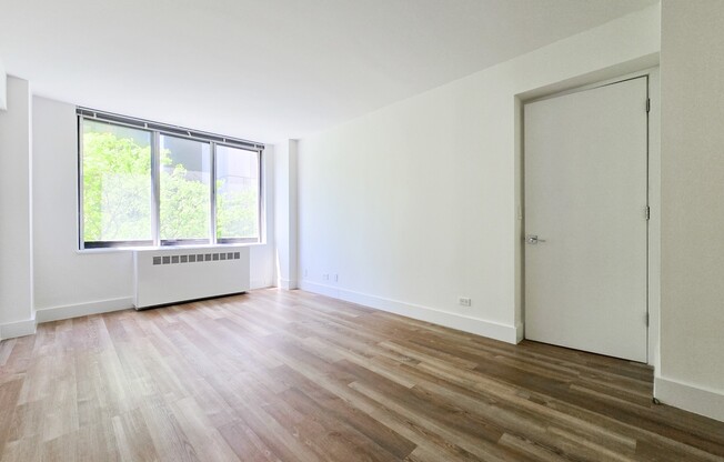 2 beds, 2 baths, 1,005 sqft, $7,995, Unit 4E