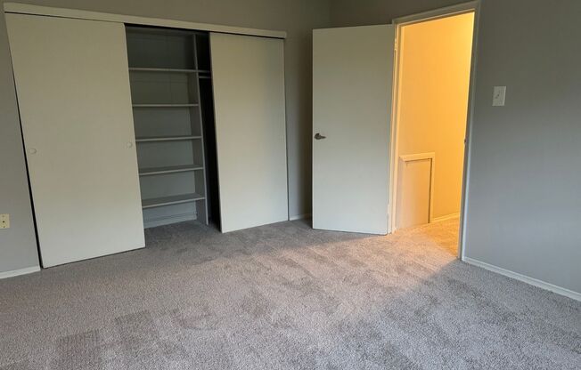 1 bed, 1 bath, 578 sqft, $1,265, Unit E10