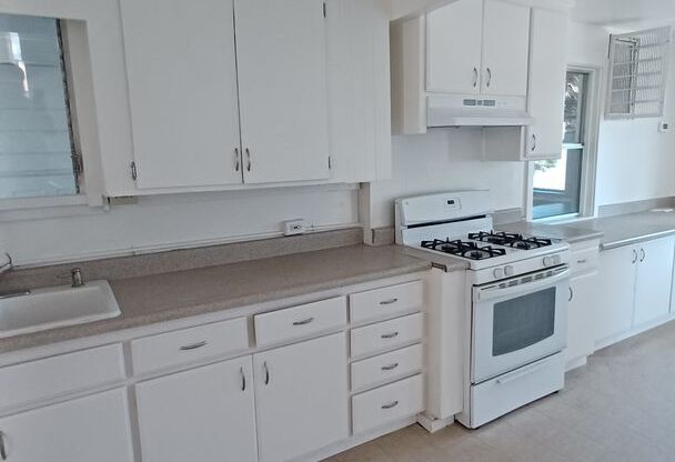 3 bedroom 2 bath, single level home in Nipomo