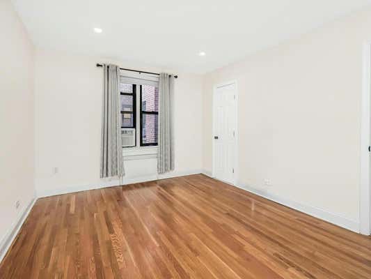 3 beds, 2 baths, 1,100 sqft, $3,500, Unit 4C