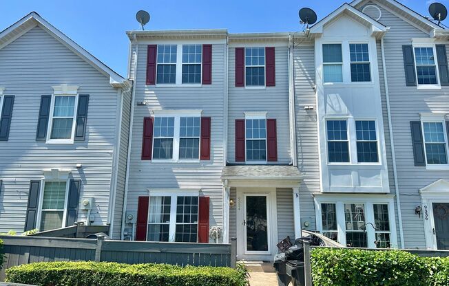 Fantastic 3 Bedroom Townhouse in Wellington/Cloverhill Manassas, VA