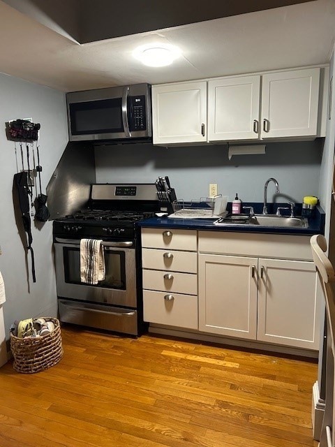 1 bed, 1 bath, 275 sqft, $2,300, Unit LB