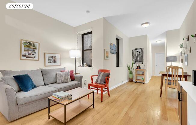 462 AMSTERDAM AVE