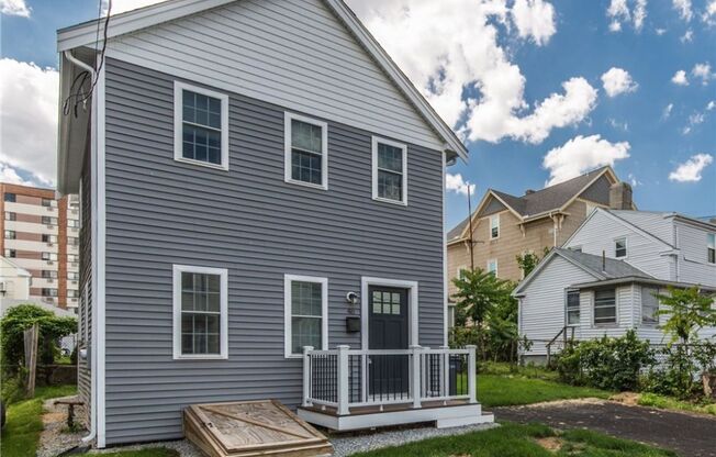 ****Providence – Eastside/Fox Point Single Family - $2,695****