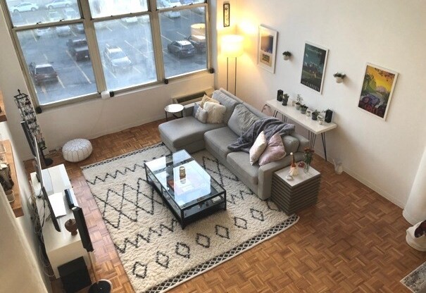 Studio, 1 bath, 780 sqft, $3,000, Unit 221