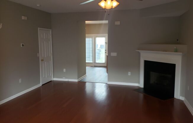 Fabulous 3Br 2.5 Ba Townhome in Raleigh!  Available Now!