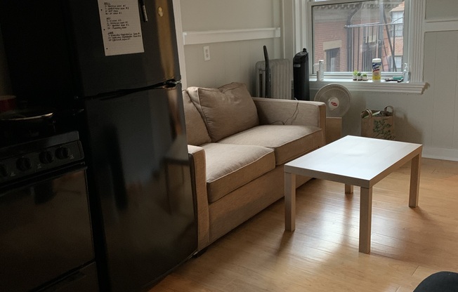 2 beds, 1 bath, $3,320, Unit 15