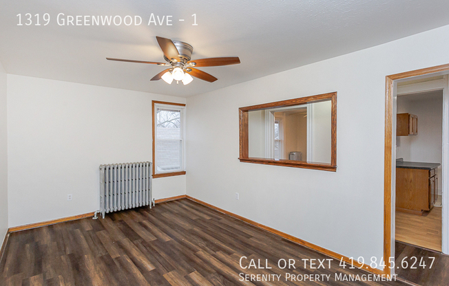 1319 GREENWOOD AVE