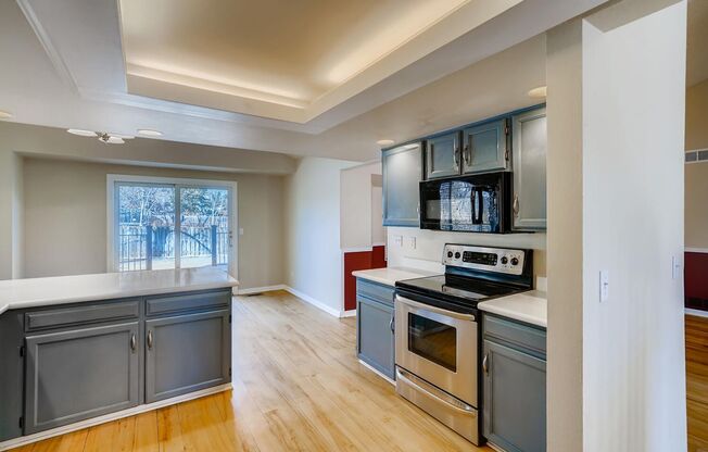 Evolve Real Estate: Gorgeous Ranch in Park View Neighborhood available for May 2nd Move in!