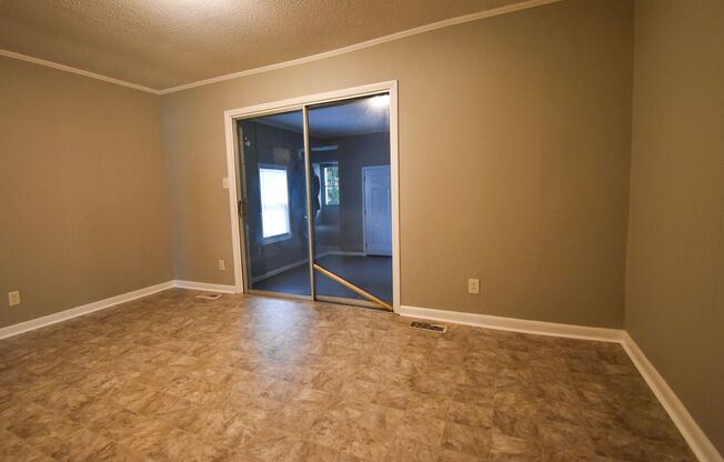 3 Bedroom 2 Bathroom- No Pets