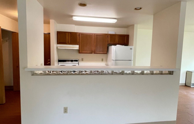 2 beds, 1 bath, 1,000 sqft, $975, Unit TE218X-237