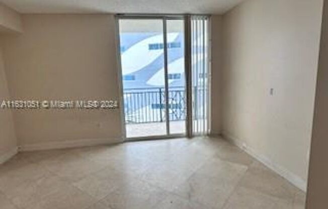 17555 Atlantic Boulevard 901, Sunny Isles Beach, FL 33160