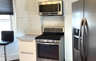 1 bed, 1 bath, 525 sqft, $1,800, Unit 7