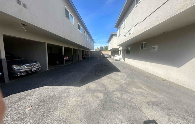 24319 Narbonne Ave