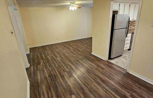 1 bed, 1 bath, $1,395, Unit # 174