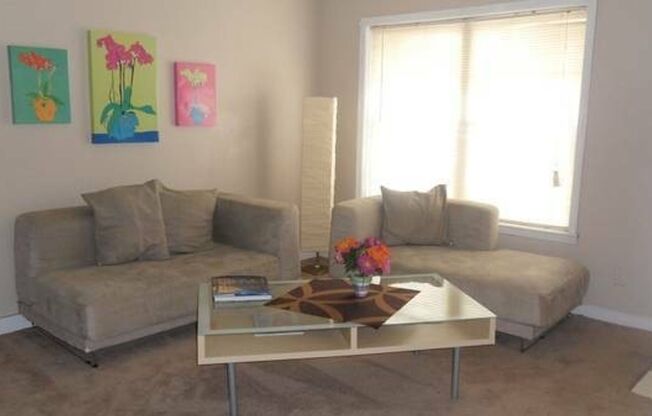 1 bed, 1 bath, 600 sqft, $1,099, Unit 02