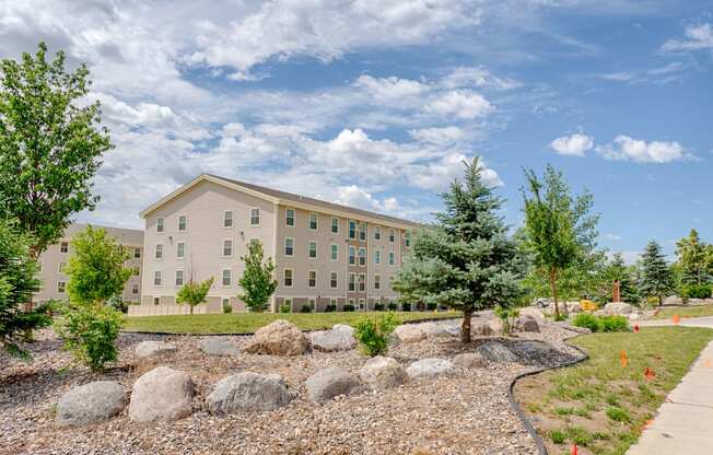 Rockridge building view Apartment Rentals in Williston, ND