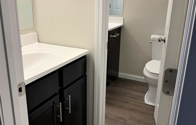 2 beds, 1.5 baths, 835 sqft, $1,085, Unit N-0612