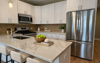 4231 S Champlain Ave