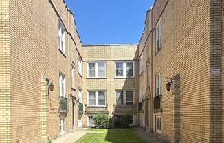 5819 SAINT LOUIS
