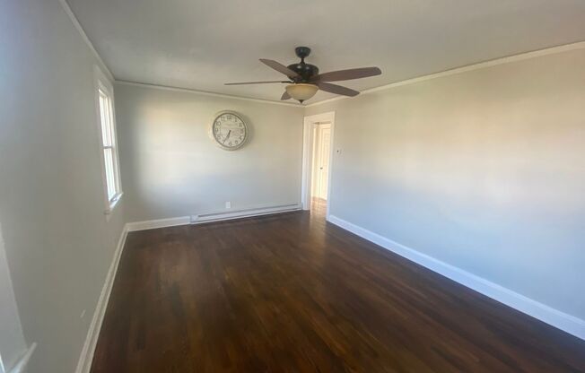 1 Story House with Hardwood Floors