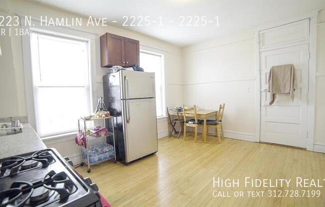 2223 North Hamlin Avenue