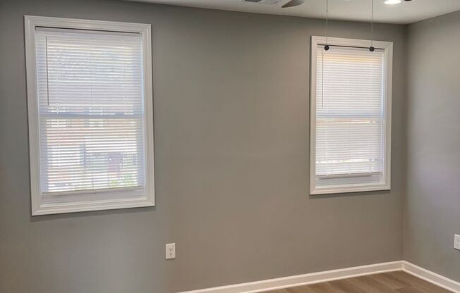 3 BEDROOM TOWNHOME **VOUCHERS ONLY**