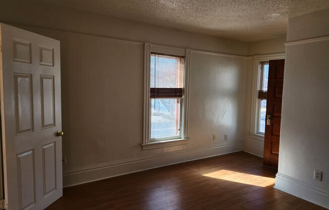 1 bed, 1 bath, 700 sqft, $1,050, Unit 716 EB 2
