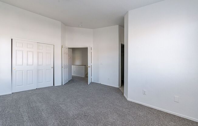 3 beds, 2.5 baths, $1,945, Unit UNIT 1096