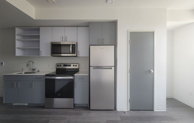 Studio, 1 bath, 270 sqft, $1,440, Unit 510