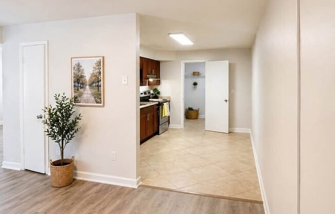 310 S ORLEANS AVE