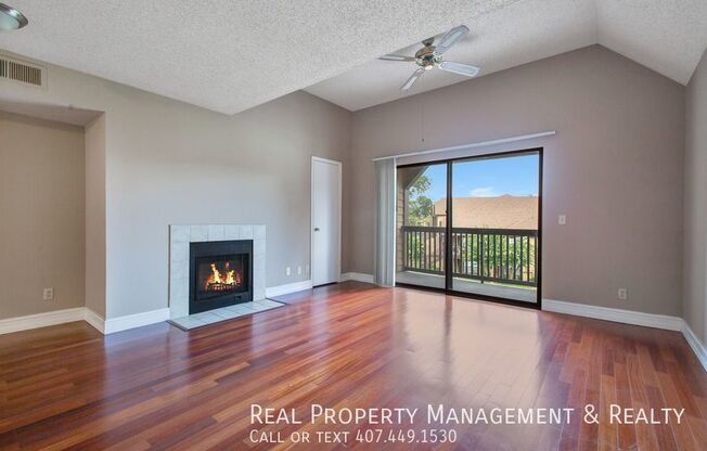320 BLACK OAK CT