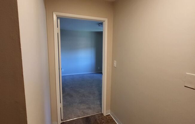 3 beds, 2 baths, 1,500 sqft, $2,200, Unit 4482