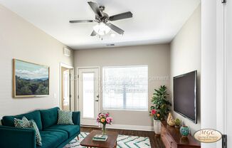 1 bed, 1 bath, $1,131, Unit 5601-2A NE 80th Ter