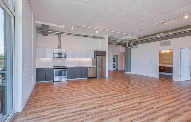 WELCOME TO OUR WESTERN AVE APARTMENTS IN LOS ANGELES