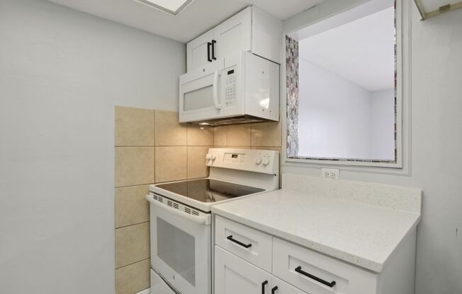 1 bed, 1 bath, $1,400, Unit # DNM