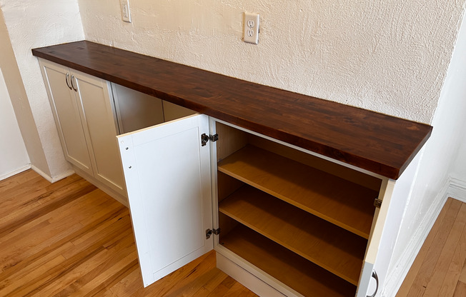 Studio, 1 bath, 400 sqft, $885, Unit 511