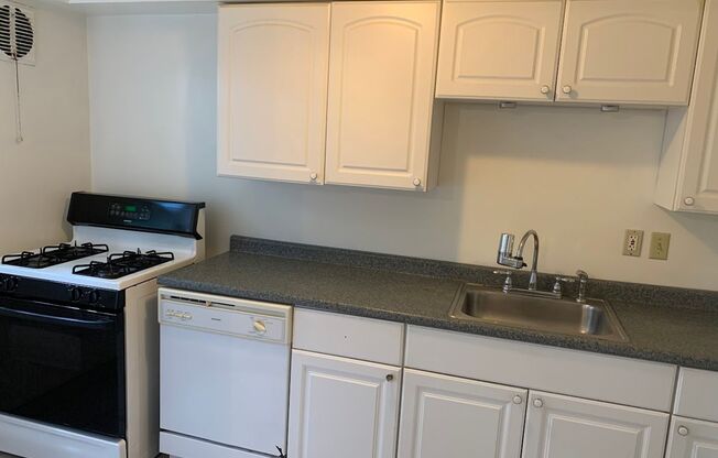 2355 Eldridge