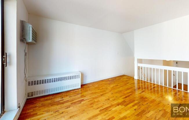 Studio, 1 bath, $2,800, Unit 4C