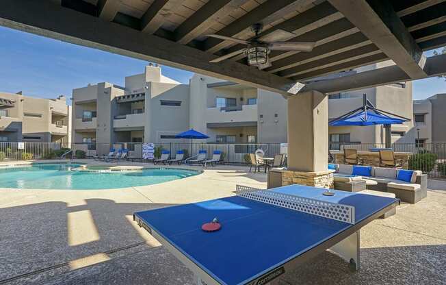 Lounge Swimming Pool With Cabana at Scottsdale Horizon Apartments, Scottsdale, 85260