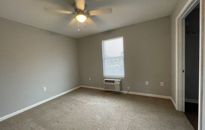 1 bed, 1 bath, 576 sqft, $800, Unit 130 Buffalo Trace - Unit 5