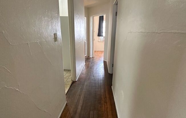 2 beds, 1 bath, $1,445