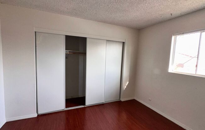 2 beds, 1.5 baths, $1,950, Unit # #C