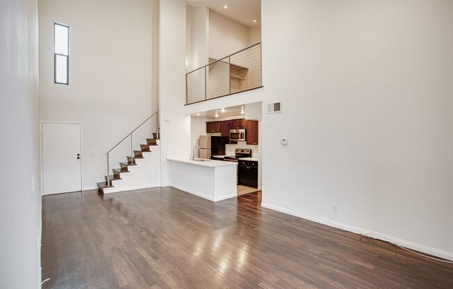 2 beds, 2 baths, 979 sqft, $4,000, Unit 301