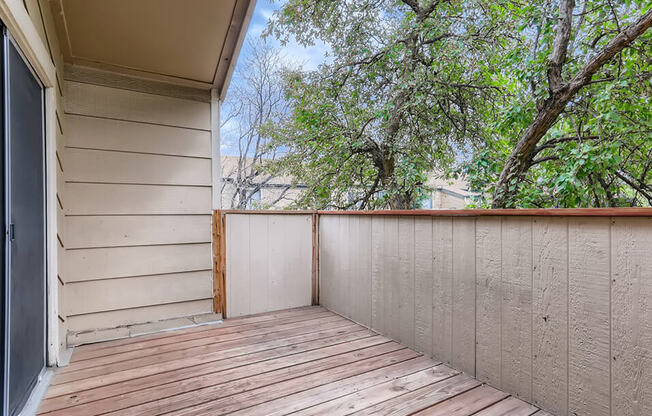 Meadow Lark Apartments