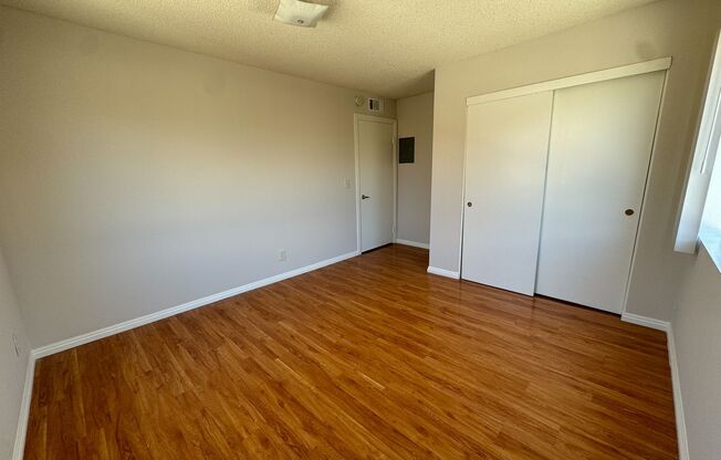 2 beds, 1 bath, $2,295