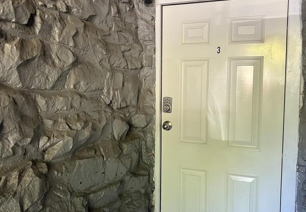 1110 E 200 S Apt 3